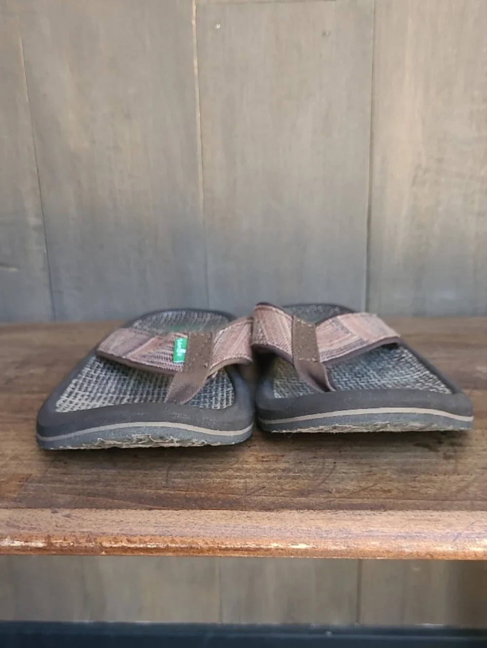 Sanuk Sandals Men's sz 8 Brown Tapestry Toe Post Flip Flops